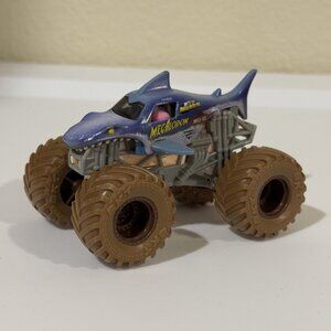 Megalodon MG1-12 MONSTER JAM Mystery Mudder Truck 1/64 Spin Master Series 4